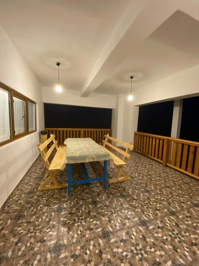 Casuta De La Munte Hotel Sfodea Kültér fotó